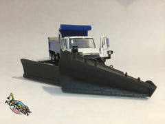 1/50 - International Durastar (white) 10 Wheelers Snow Equipped