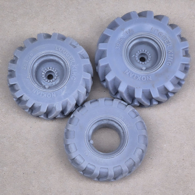 Load image into Gallery viewer, 1/24 - 640 Clambunk Skidder