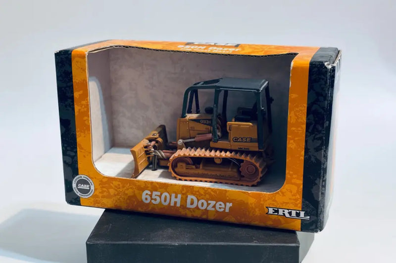 Chargez l'image dans la visionneuse de la galerie, CASE - 1/50 - 650H DOZER CRAWLER TRACTOR BULLDOZER