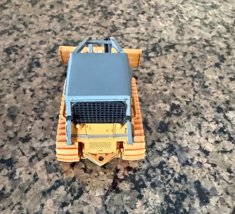 Chargez l'image dans la visionneuse de la galerie, CASE - 1/50 - 650H DOZER CRAWLER TRACTOR BULLDOZER