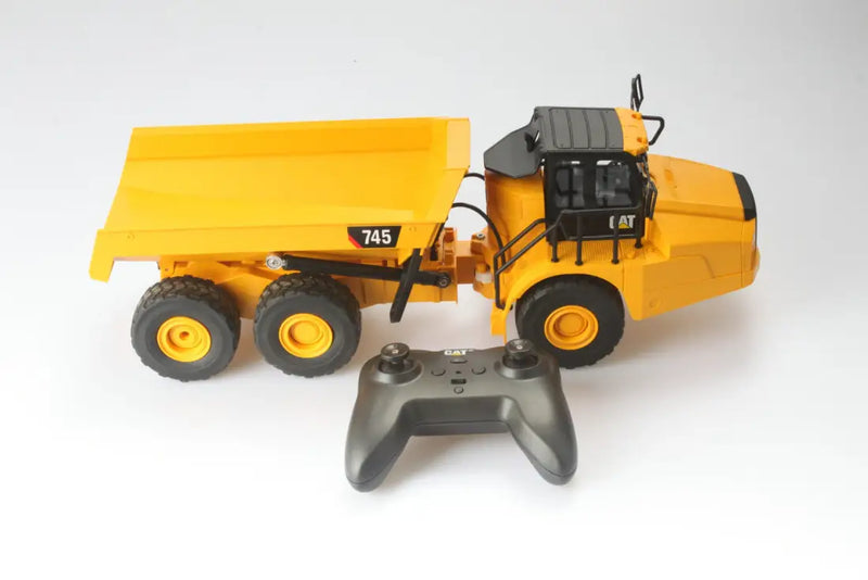 Chargez l'image dans la visionneuse de la galerie, CAT - 1/24 - 745 ARTICULATED TRUCK - REMOTE CONTROL | SCALE