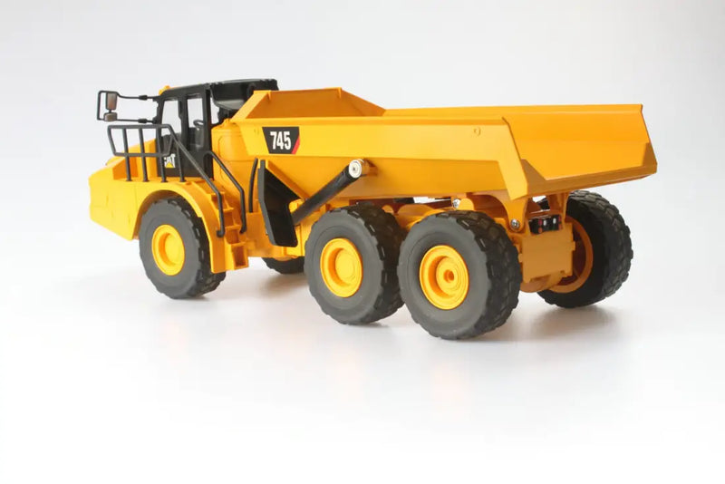 Chargez l'image dans la visionneuse de la galerie, CAT - 1/24 - 745 ARTICULATED TRUCK - REMOTE CONTROL | SCALE