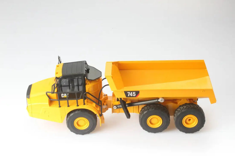 Chargez l'image dans la visionneuse de la galerie, CAT - 1/24 - 745 ARTICULATED TRUCK - REMOTE CONTROL | SCALE