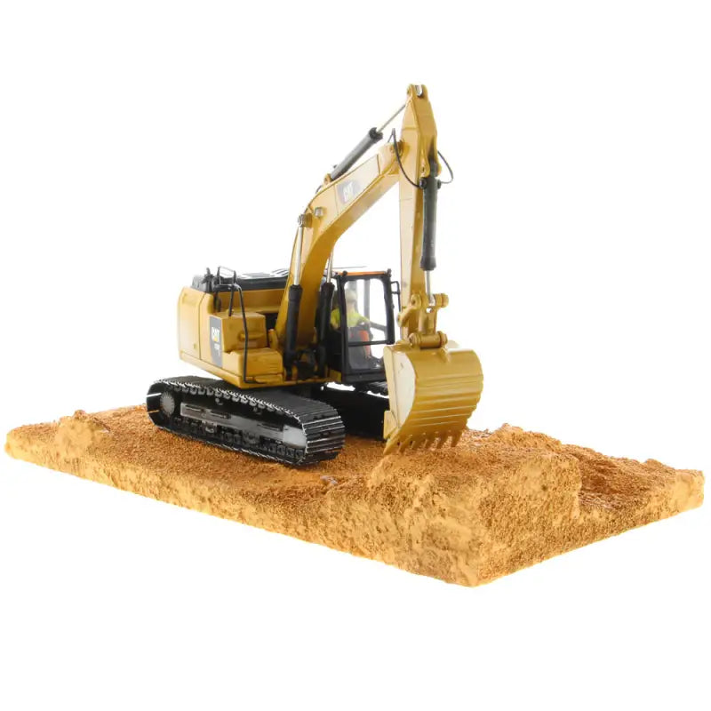 Chargez l'image dans la visionneuse de la galerie, CAT - 1/50 - 320F WEATHERED EXCAVATOR - DIECAST | SCALE