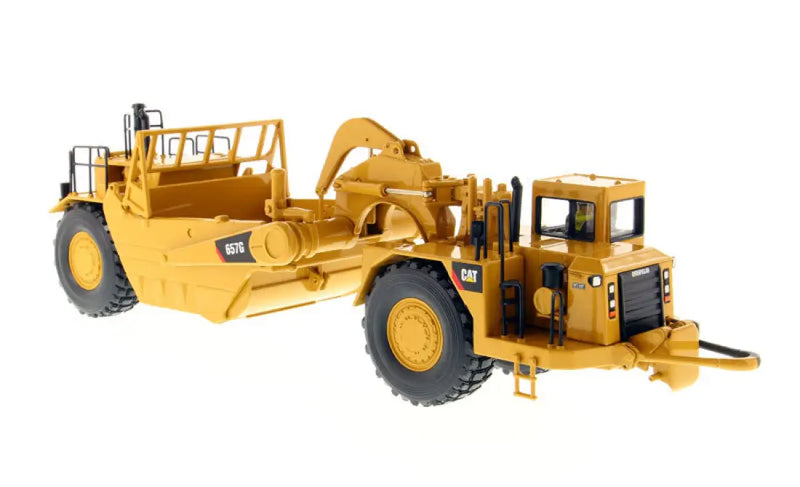 Chargez l'image dans la visionneuse de la galerie, CAT - 1/50 - 657G WHEEL TRACTOR SCRAPER - DIECAST | SCALE