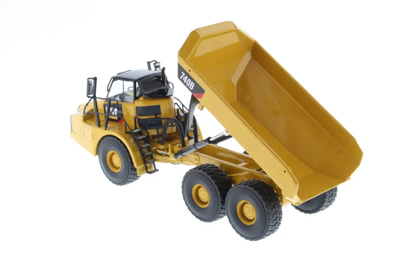 Chargez l'image dans la visionneuse de la galerie, CAT - 1/50 - 740B ARTICULATED TRUCK (TIPPER BODY) - DIECAST