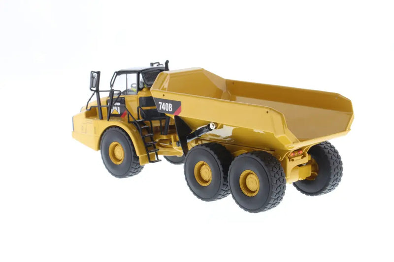 Chargez l'image dans la visionneuse de la galerie, CAT - 1/50 - 740B ARTICULATED TRUCK (TIPPER BODY) - DIECAST