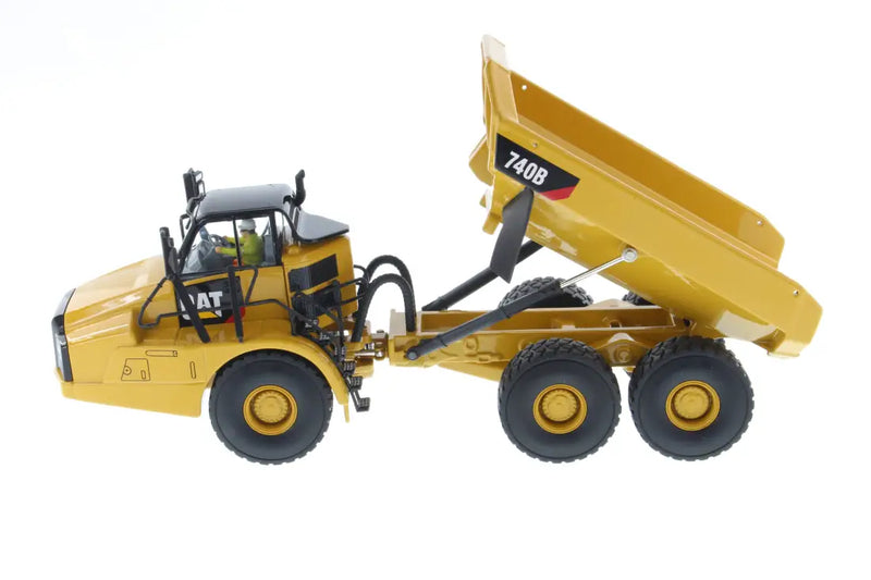 Chargez l'image dans la visionneuse de la galerie, CAT - 1/50 - 740B ARTICULATED TRUCK (TIPPER BODY) - DIECAST