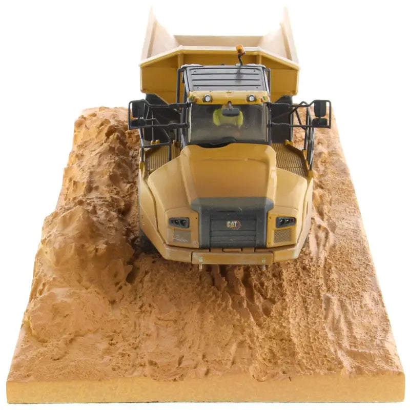 Chargez l'image dans la visionneuse de la galerie, CAT - 1/50 - 745 WEATHERED ARTICULATED TRUCK - DIECAST