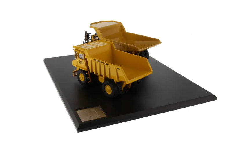 Chargez l'image dans la visionneuse de la galerie, CAT - 1/50 - 769 & 770 OFF HIGHWAY TRUCK EVOLUTION SERIES