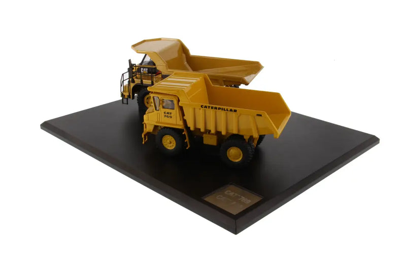 Load image into Gallery viewer, CAT - 1/50 - 769 & 770 OFF HIGHWAY TRUCK EVOLUTION SERIES