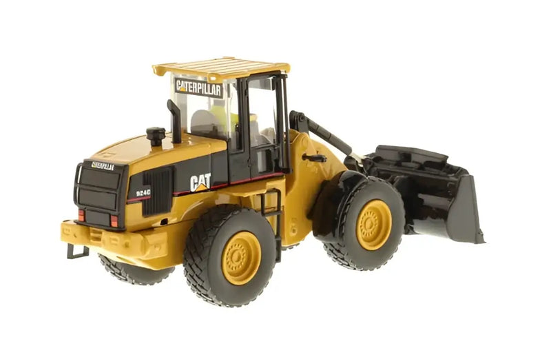 Load image into Gallery viewer, CAT - 1/50 - 924G VERSALINK WHEEL LOADER - DIECAST | SCALE