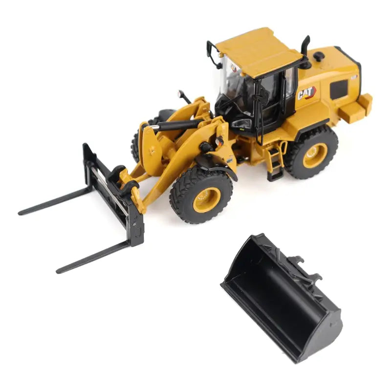 Load image into Gallery viewer, CAT - 1/50 - 930 WHEEL LOADER - DIECAST | SCALE
