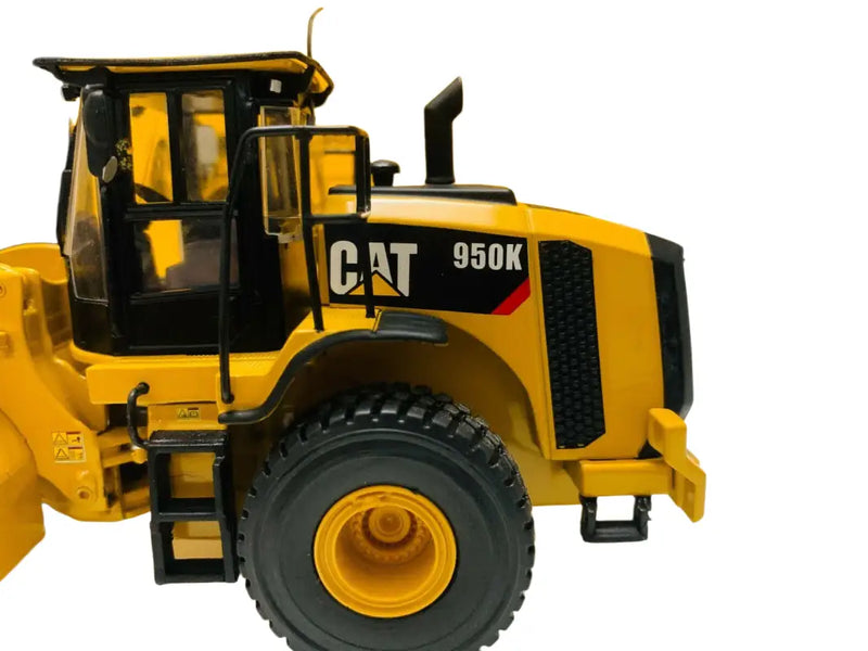 Load image into Gallery viewer, CAT - 1/50 - 950K WHEEL LOADER - DIECAST | SCALE