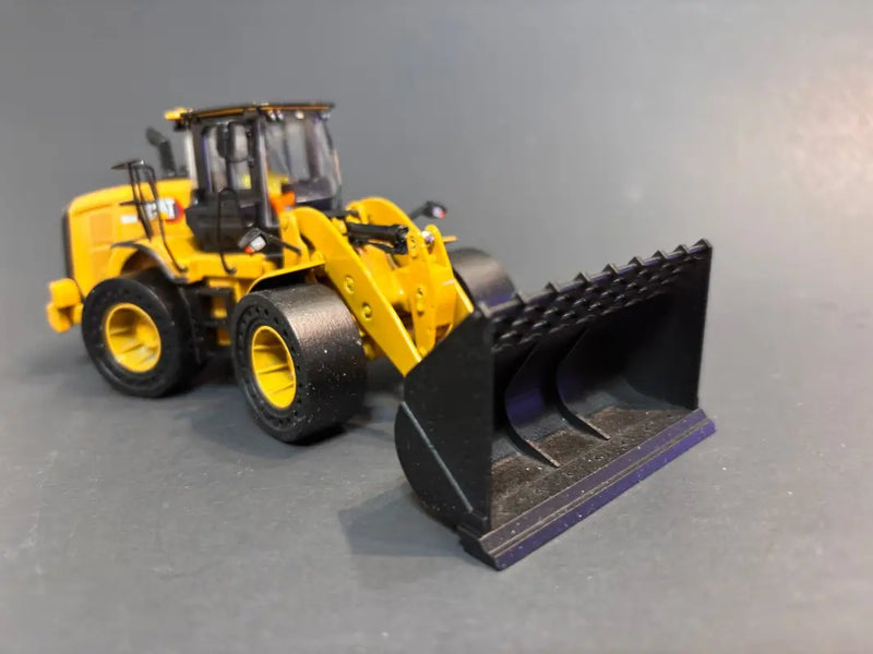 Load image into Gallery viewer, CAT - 1/50 - 950M W/ SOLID TIRE & WASTE HANDLE BUCKET