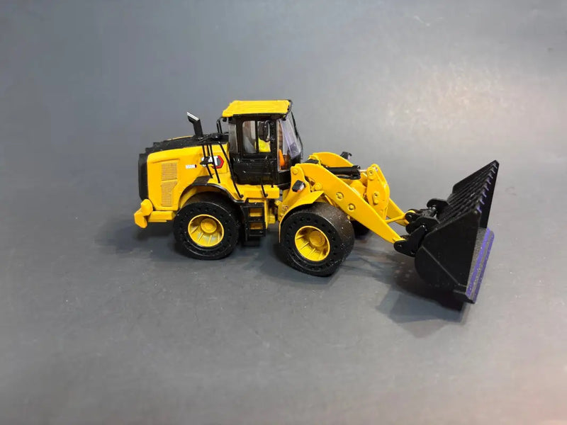 Load image into Gallery viewer, CAT - 1/50 - 950M W/ SOLID TIRE & WASTE HANDLE BUCKET