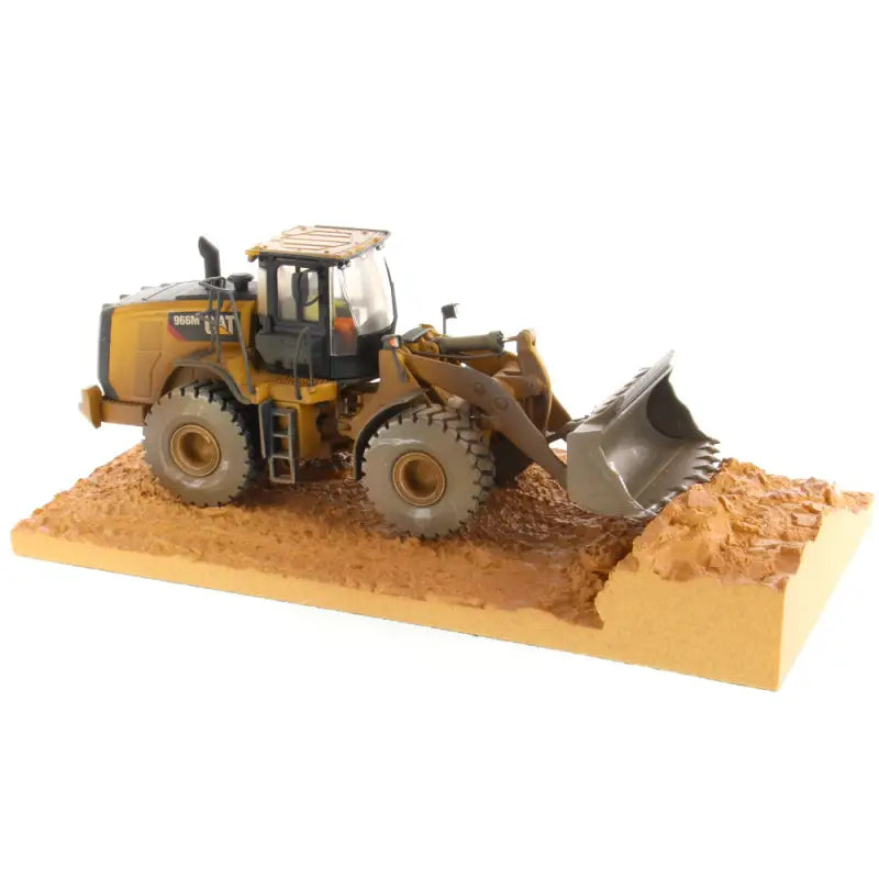 Chargez l'image dans la visionneuse de la galerie, CAT - 1/50 - 966M WEATHERED WHEEL LOADER - DIECAST | SCALE