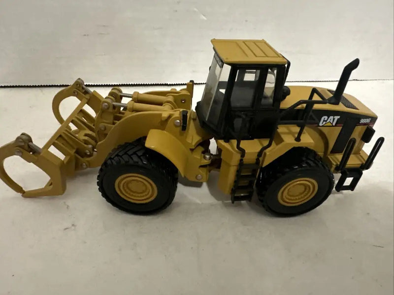 Load image into Gallery viewer, CAT - 1/50 - 980G LOG LOADER - DIECAST | SCALE | FORESTRY