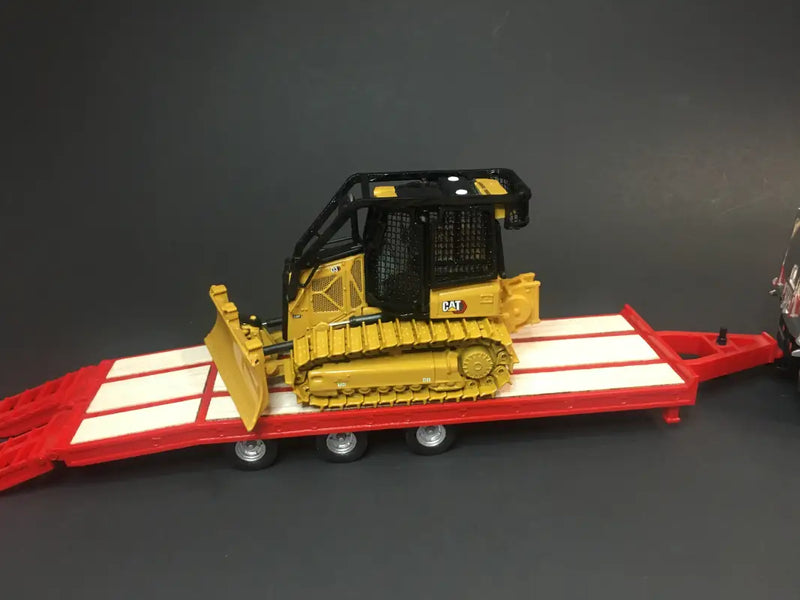Load image into Gallery viewer, CAT - 1/50 - D3 FIRE SUPPRESSION DOZER - DIECAST | SCALE
