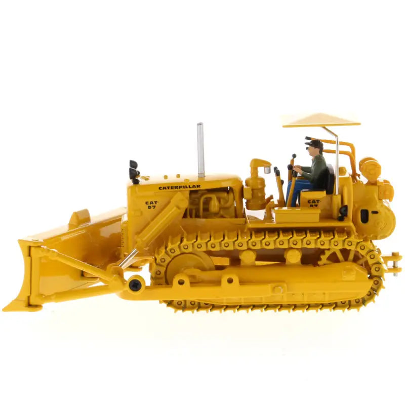 Load image into Gallery viewer, CAT - 1/50 - D7C TRACK TYPE TRACTOR - DIECAST | SCALE