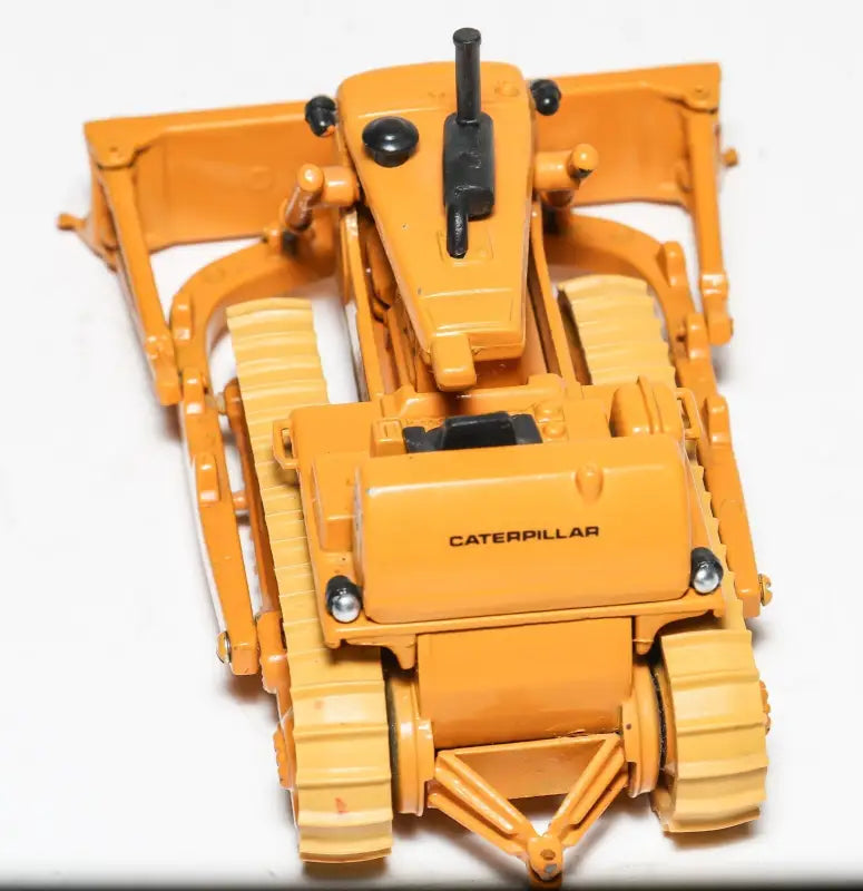 Load image into Gallery viewer, CAT - 1/50 - D8K BULLDOZER - DIECAST | SCALE | TRACK-TYPE