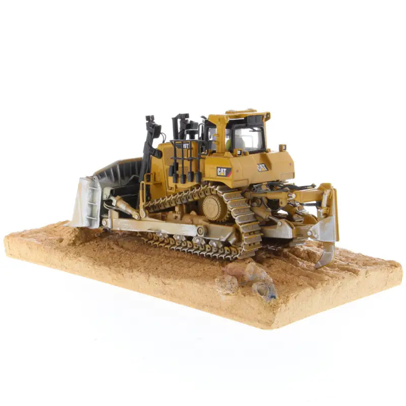 Load image into Gallery viewer, CAT - 1/50 - D9T WEATHERED TRACK-TYPE TRACTOR - DIECAST