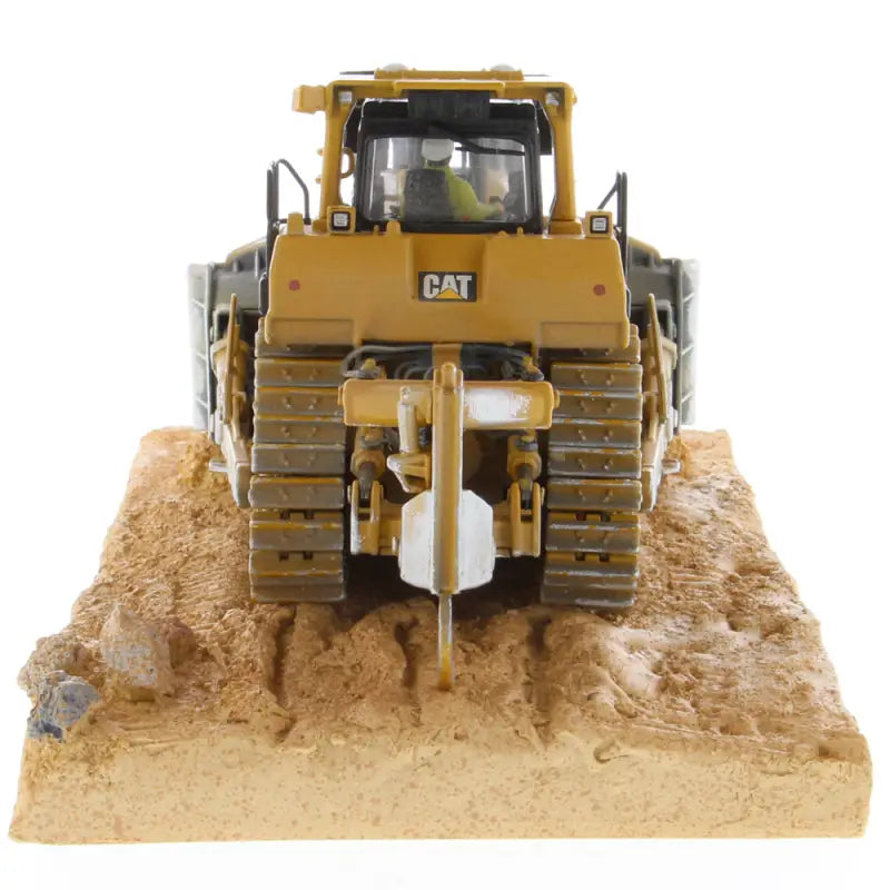 Load image into Gallery viewer, CAT - 1/50 - D9T WEATHERED TRACK-TYPE TRACTOR - DIECAST