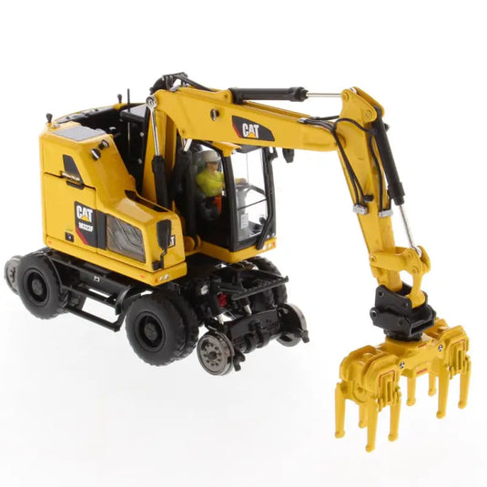 CAT - 1/50 - M323F RAILROAD WHEELED EXCAVATOR SAFETY YELLOW