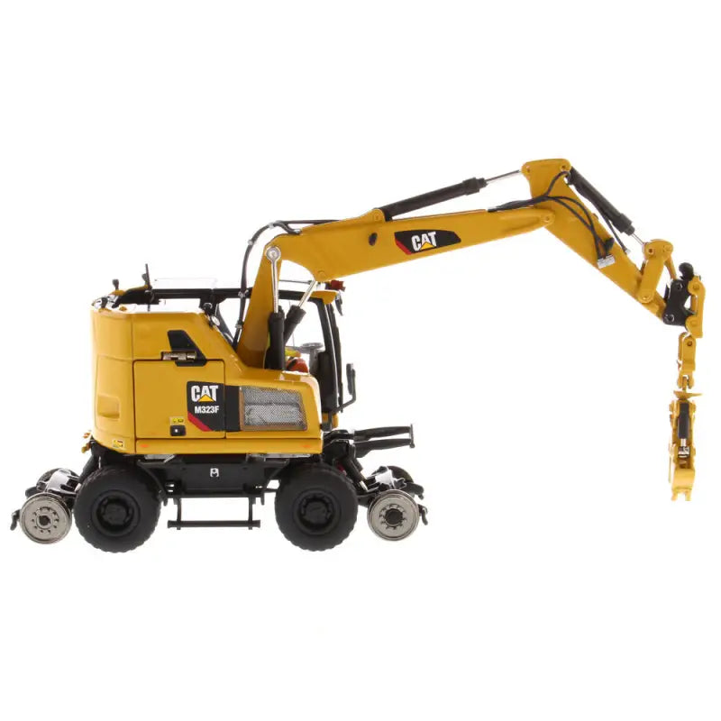 Chargez l'image dans la visionneuse de la galerie, CAT - 1/50 - M323F RAILROAD WHEELED EXCAVATOR YELLOW