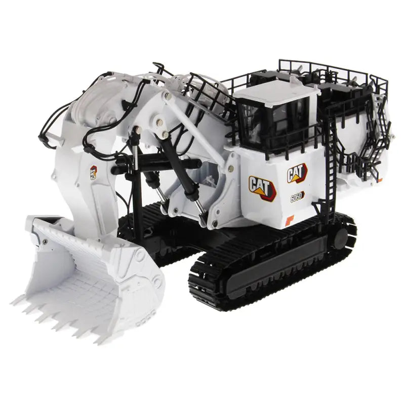 Chargez l'image dans la visionneuse de la galerie, CAT - 1/87 - 6060 HYDRAULIC MINING SHOVEL-COAL CONFIG WHITE