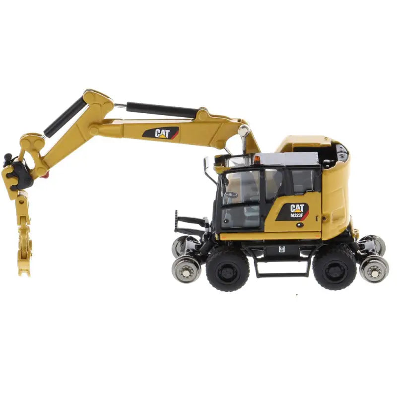 Chargez l'image dans la visionneuse de la galerie, CAT - 1/87 - M323F RAILROAD WHEELED EXCAVATOR YELLOW