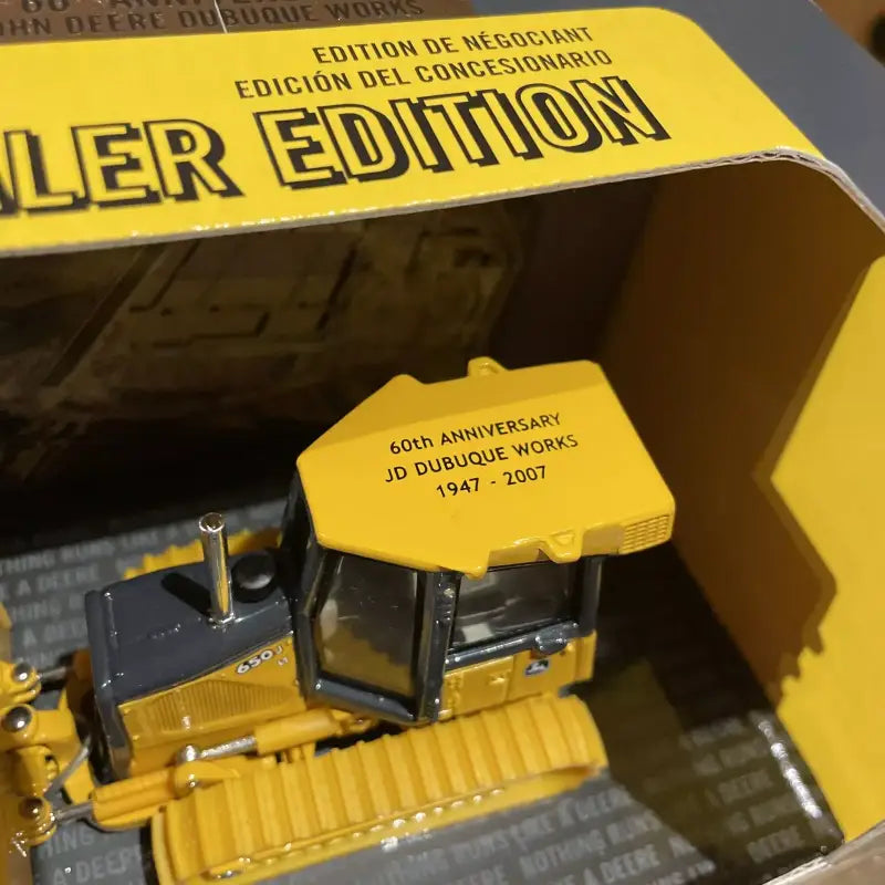 Chargez l'image dans la visionneuse de la galerie, DEERE JOHN - 1/50 - 650J BULLDOZER - 60TH ANNIVERSARY