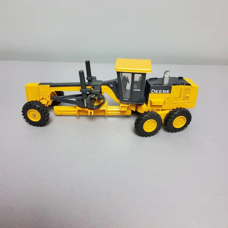 Chargez l'image dans la visionneuse de la galerie, DEERE JOHN - 1/50 - 772CH MOTOR GRADER ROAD MAINTAINER