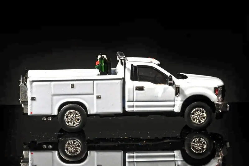 Chargez l'image dans la visionneuse de la galerie, FORD - 1/50 - F350 ROADSIDE SERVICE TRUCK - WHITE - DIECAST