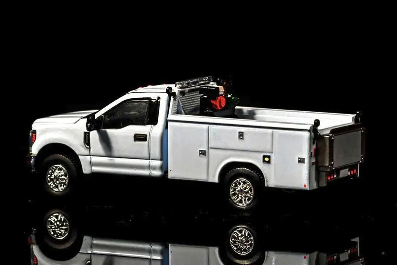 Chargez l'image dans la visionneuse de la galerie, FORD - 1/50 - F350 ROADSIDE SERVICE TRUCK - WHITE - DIECAST