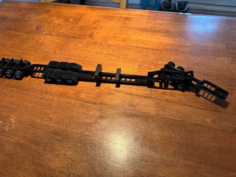 Chargez l'image dans la visionneuse de la galerie, HDG - 1/50 - CUSTOM 3X3X3 BEAM TRAILER - BLACK