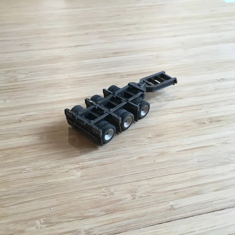 Load image into Gallery viewer, HDG - 1/50 - TRIDEM AXLE BOOSTER / REAR BRIDGE - DIECAST