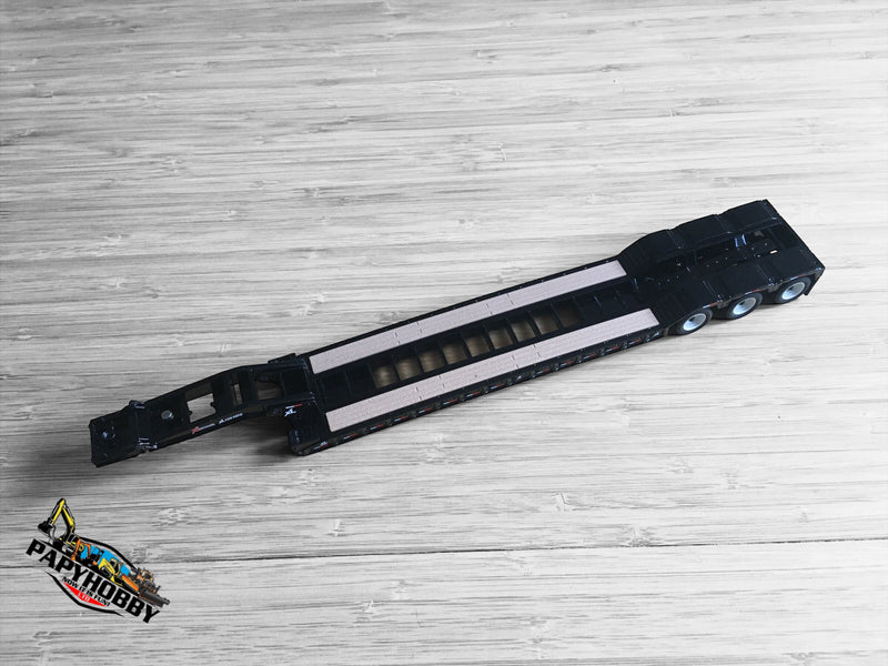 Load image into Gallery viewer, HDG - 1/50 - XL 120 LOW-PROFILE TRAILER AND JEEP WITH WHITE