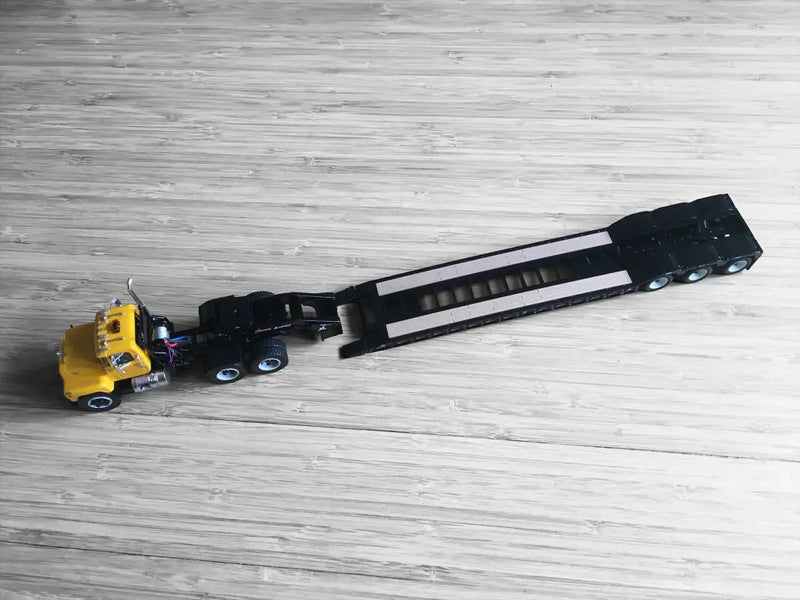 Load image into Gallery viewer, HDG - 1/50 - XL 120 LOW-PROFILE TRAILER WITH BOOSTER DUAL