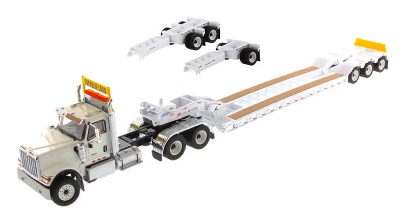 Chargez l'image dans la visionneuse de la galerie, INTERNATIONAL - 1/50 - HX 520 TANDEM TRACTOR + XL 120