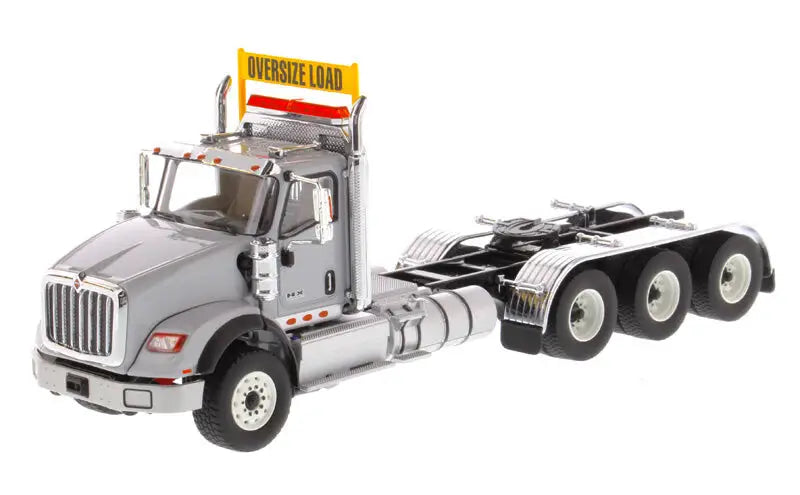 Load image into Gallery viewer, INTERNATIONAL - 1/50 - HX 620 TRIDEM TRACTOR -LIGHT GREY