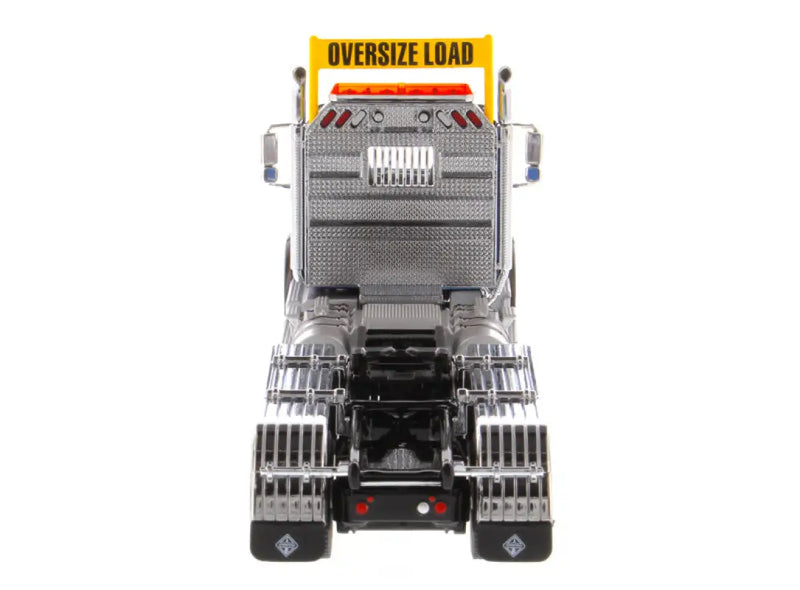 Chargez l'image dans la visionneuse de la galerie, INTERNATIONAL - 1/50 - HX 620 TRIDEM TRACTOR -METALLIC BLUE
