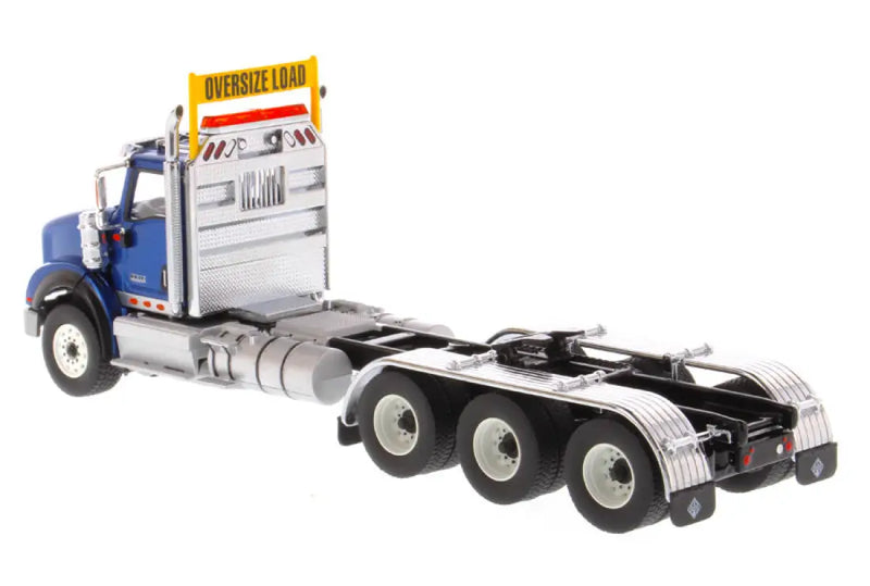 Chargez l'image dans la visionneuse de la galerie, INTERNATIONAL - 1/50 - HX 620 TRIDEM TRACTOR -METALLIC BLUE
