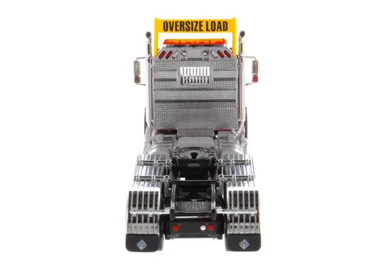 Load image into Gallery viewer, INTERNATIONAL - 1/50 - HX 620 TRIDEM TRACTOR -RED - DIECAST