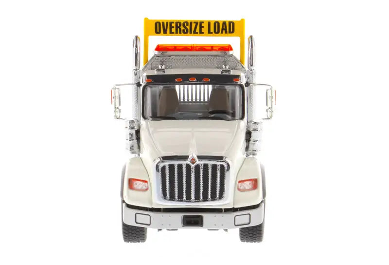 Load image into Gallery viewer, INTERNATIONAL - 1/50 - HX 620 TRIDEM TRACTOR -WHITE