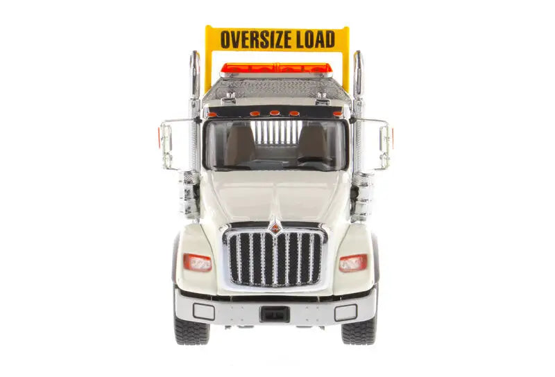 Load image into Gallery viewer, INTERNATIONAL - 1/50 - HX 620 TRIDEM TRACTOR -WHITE