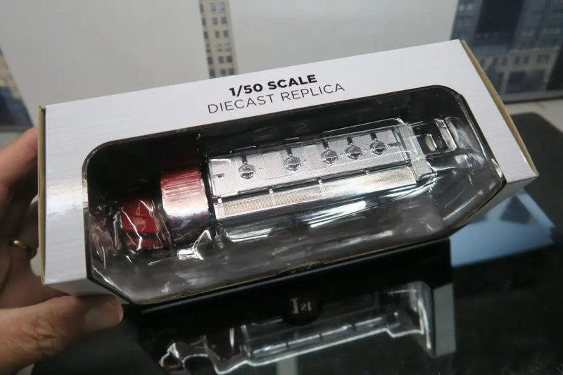 Load image into Gallery viewer, INTERNATIONAL - 1/50 - INTERNATIONAL DURASTAR FUEL TANKER