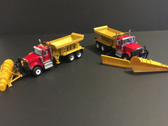 1/50 - International Hx 520 (red) 10 Wheelers Snow Equipped