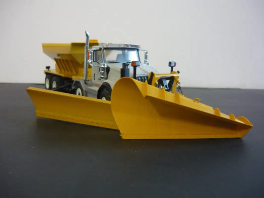 INTERNATIONAL - 1/50 - INTERNATIONAL HX 620 (LIGHT GRAY)