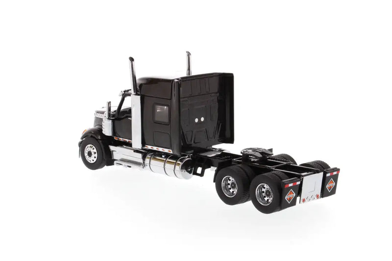 Load image into Gallery viewer, INTERNATIONAL - 1/50 - LONESTAR SLEEPER - BLACK - DIECAST